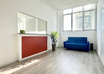 ingresso atttesa - Ufficio Via Aurelio Nicolodi 52, Livorno - foto 18