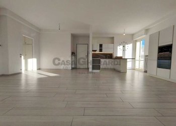 WhatsApp Image 2025-11-26 at 15.45.07 (4).jpeg - Trilocale Via Giotto 6, Ponte San Pietro - foto 8