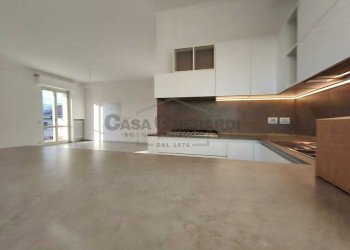 WhatsApp Image 2025-11-26 at 15.45.08 (1).jpeg - Trilocale Via Giotto 6, Ponte San Pietro - foto 9