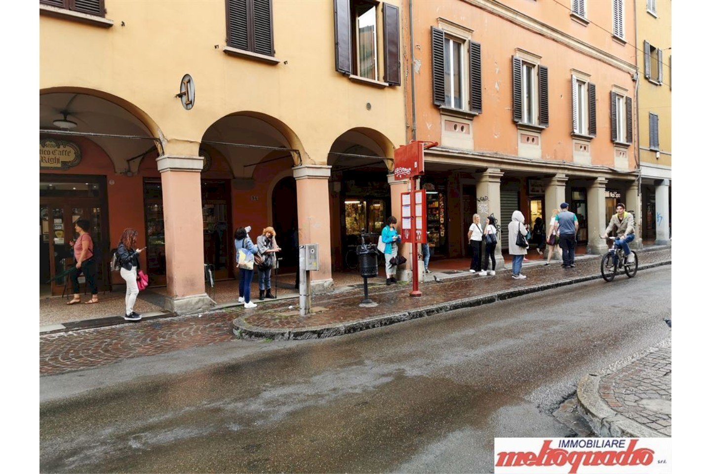 Negozio Bologna (zona Centro Storico) - foto 1