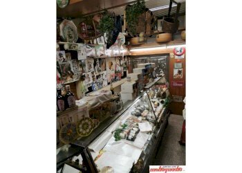 Negozio Bologna (zona Centro Storico) - foto 5