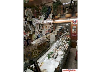 Negozio Bologna (zona Centro Storico) - foto 5