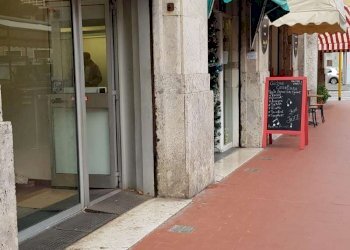 4 - Negozio via rimassa, Genova (zona Foce) - foto 2