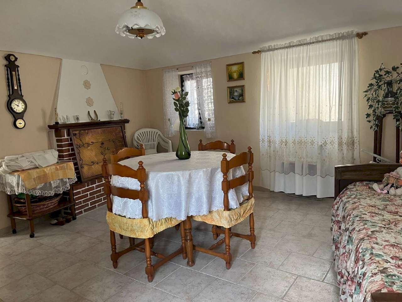 SALA - Four-room apartment via Limbo, 1, Villar Focchiardo - photo 2