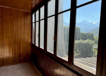 Balcone - Negozio via Emile Chanoux, 136, Chatillon - foto 6