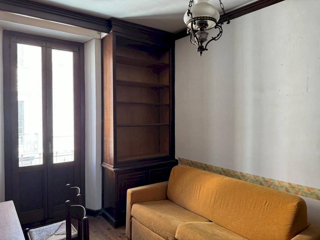 Stanza arredata - Quadrilocale via Emile Chanoux, 132, Chatillon - foto 3