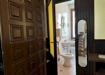 Bagno - Quadrilocale via Emile Chanoux, 132, Chatillon - foto 2