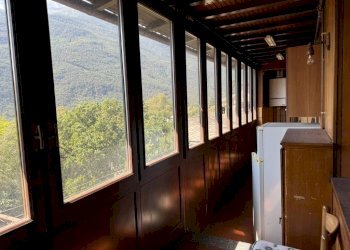 Balcone - Four-room apartment via Emile Chanoux, 132, Chatillon - photo 13