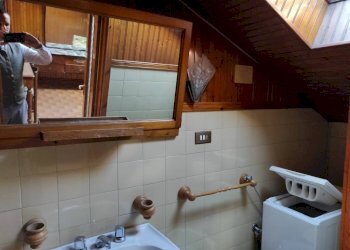 Bagno - Four-room apartment via Emile Chanoux, 132, Chatillon - photo 15