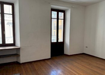 Stanza non arredata - Four-room apartment via Emile Chanoux, 132, Chatillon - photo 6