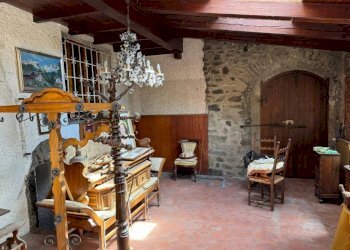 Salone - Quadrilocale via Emile Chanoux, 132, Chatillon - foto 2