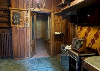 Cucina - Quadrilocale via Emile Chanoux, 132, Chatillon - foto 8