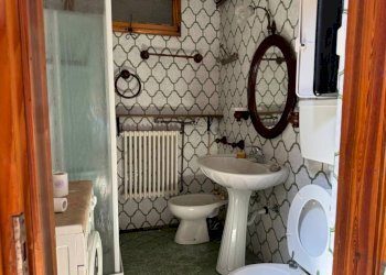 Bagno - Quadrilocale via Emile Chanoux, 132, Chatillon - foto 11