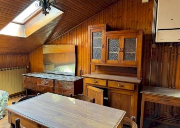 Stanza arredata - Attico via Emile Chanoux, 132, Chatillon - foto 1