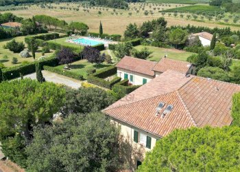 vendesi proprieta con parco e piscina cecina livor - Casale Via Gorizia 39, Cecina - foto 11