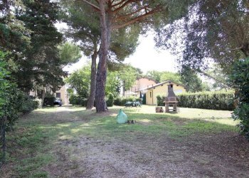 vendesi proprieta con parco e piscina cecina livor - Casale Via Gorizia 39, Cecina - foto 20