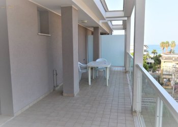 Albergo - Struttura ricettiva Via Ponza, Grottammare - foto 1