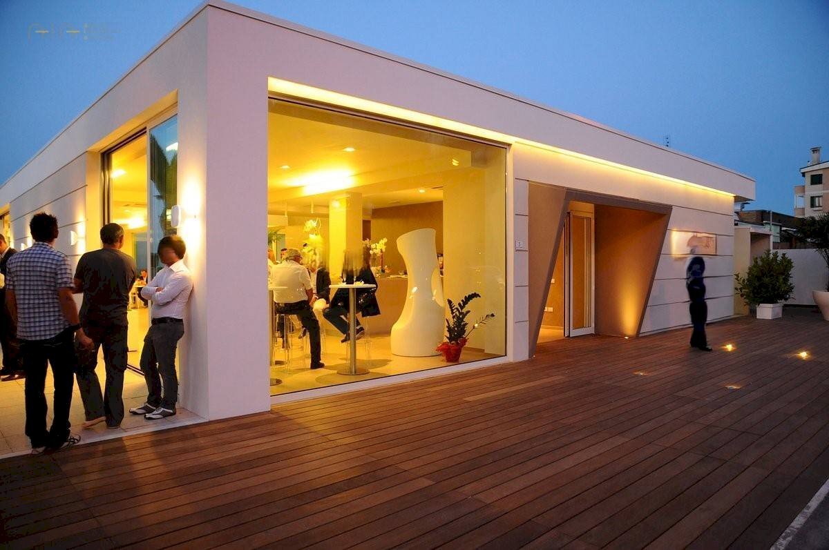 Attività Commerciale Via Alcide De Gasperi, Grottammare - foto 1