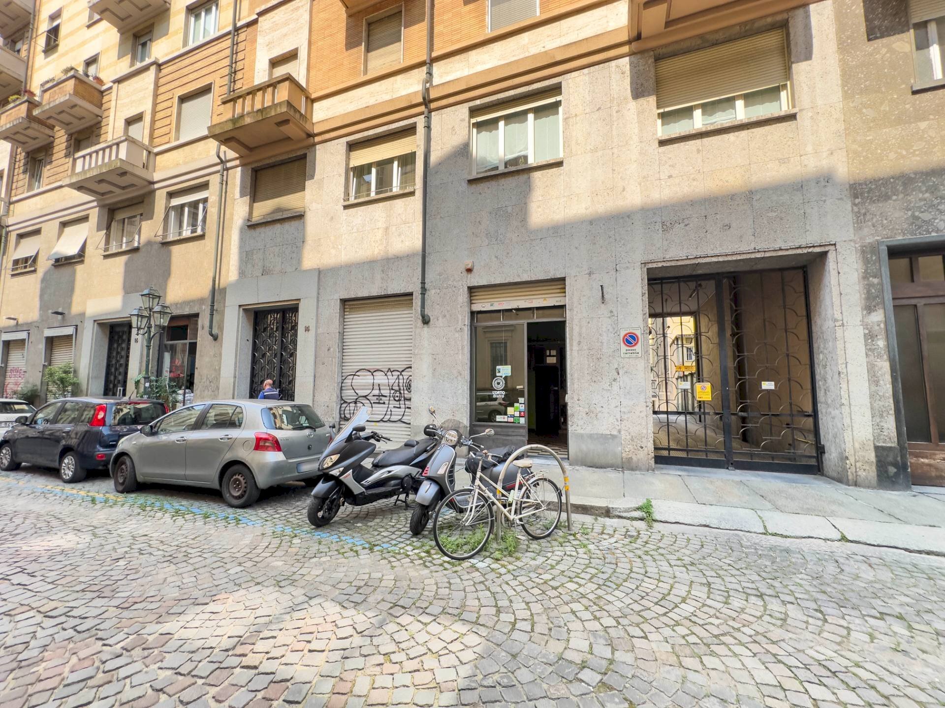 Shop Via San Dalmazzo, Torino (neighborhood Centro) - photo 1