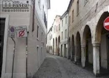 Negozio centro storico, Treviso (zona Centro Storico) - foto 3
