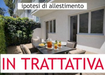 Terrazzo - Bilocale corso Regina Margherita, 31, Ospedaletti - foto 1