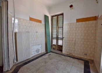 CUCINA - Appartamento via Roma, 9, Roccaforte Mondovì - foto 23