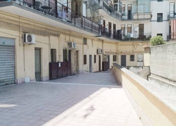 Androne Condominiale - Box via Ammiraglio Caracciolo, Catania - foto 7