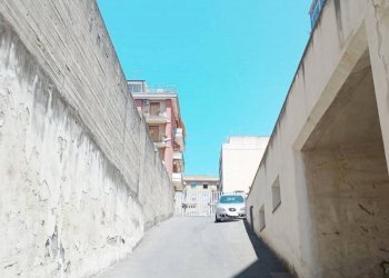 Androne Condominiale - Box via Ammiraglio Caracciolo, Catania - foto 9