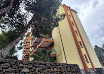 Prospetto - Appartamento via Carnazza, Tremestieri Etneo - foto 3