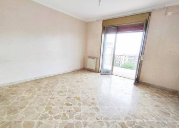 Soggiorno - Appartamento via Carnazza, Tremestieri Etneo - foto 7