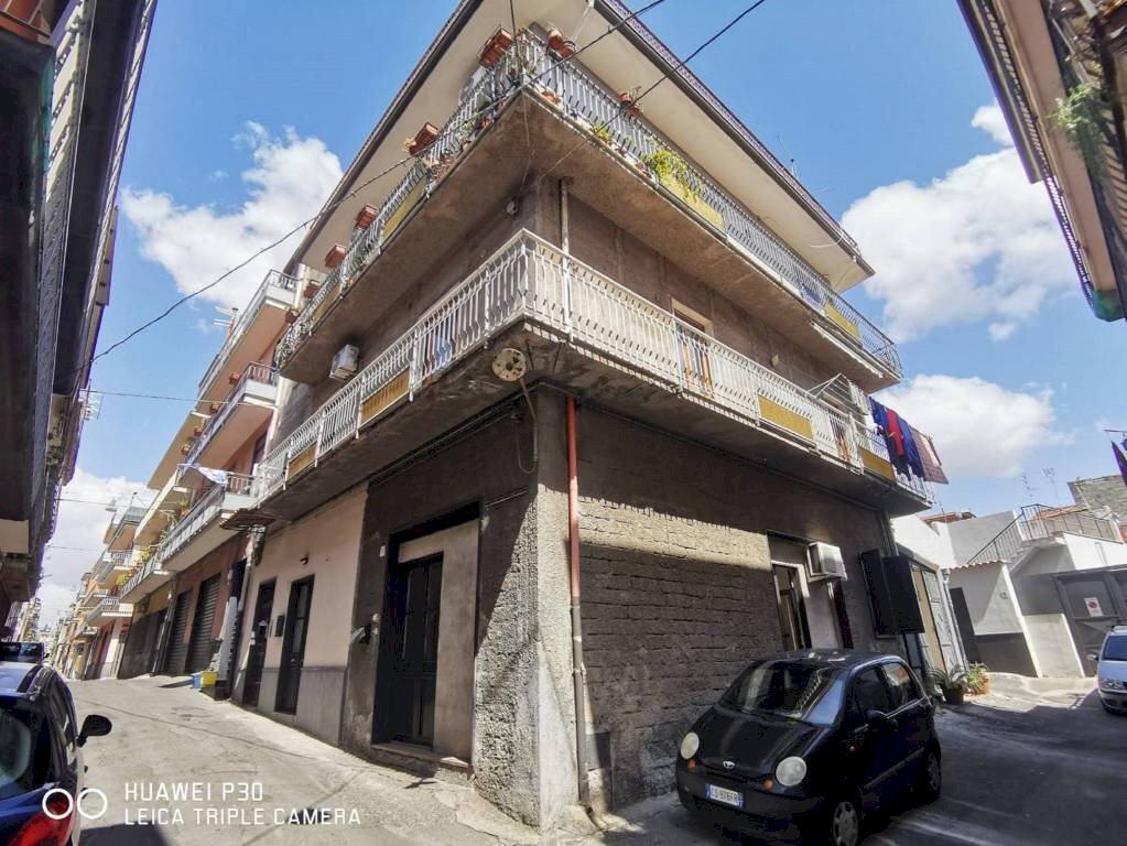 Prospetto - Two-room apartment via Giuseppe Galliano, Misterbianco - photo 3