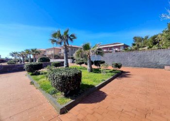Interno palazzo - Two-room apartment via Altarellazzo, Acireale - photo 6