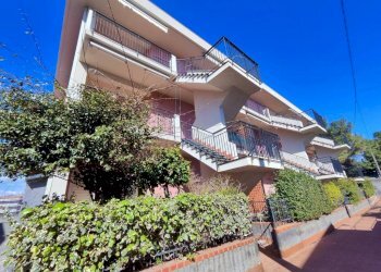 Facciata - Two-room apartment via Altarellazzo, Acireale - photo 8