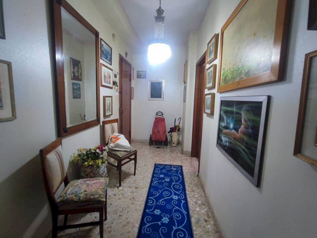 Ingresso - Four-room apartment largo Bordighera, Catania - photo 1