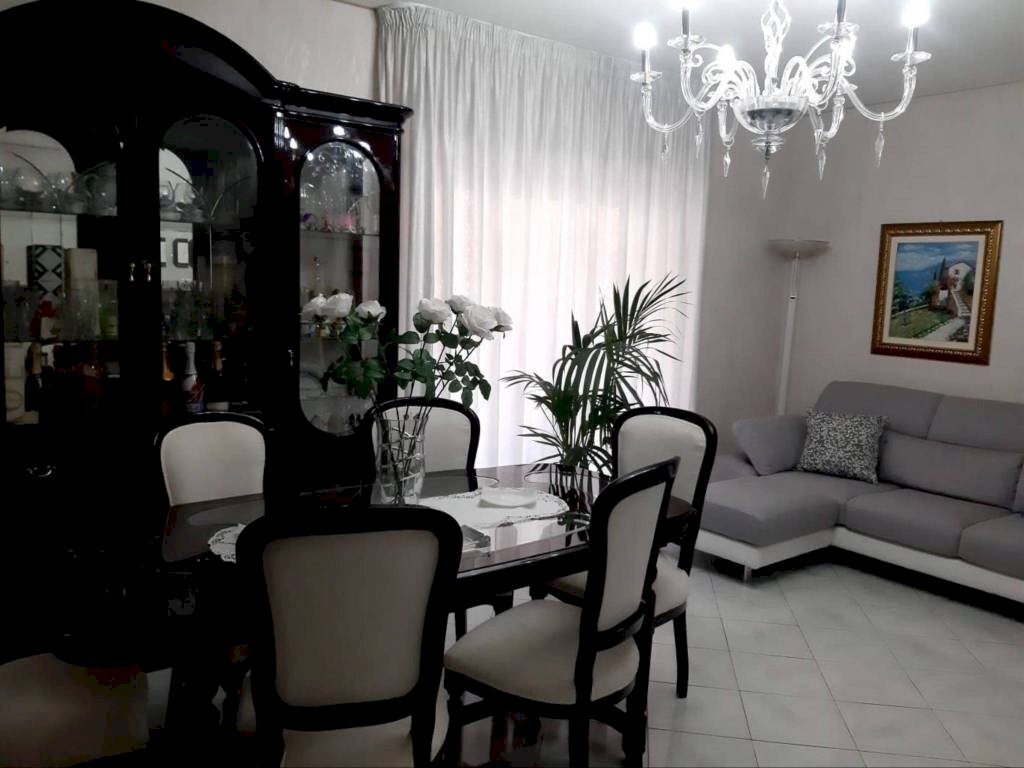 Soggiorno - Four-room apartment via Giuseppe Galliano, Misterbianco - photo 3