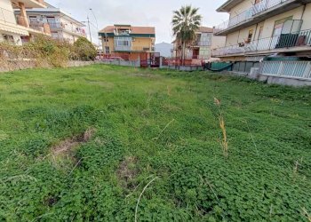 Terreno - Terreno edificabile via Carlo Gemmellaro, Motta Sant'Anastasia - foto 3