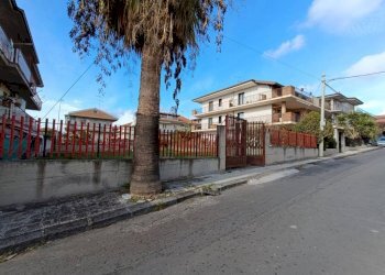 Terreno - Terreno edificabile via Carlo Gemmellaro, Motta Sant'Anastasia - foto 10