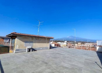 Terrazza sovrastante - Quadrilocale via Lorenzo Calanna, Valverde - foto 22