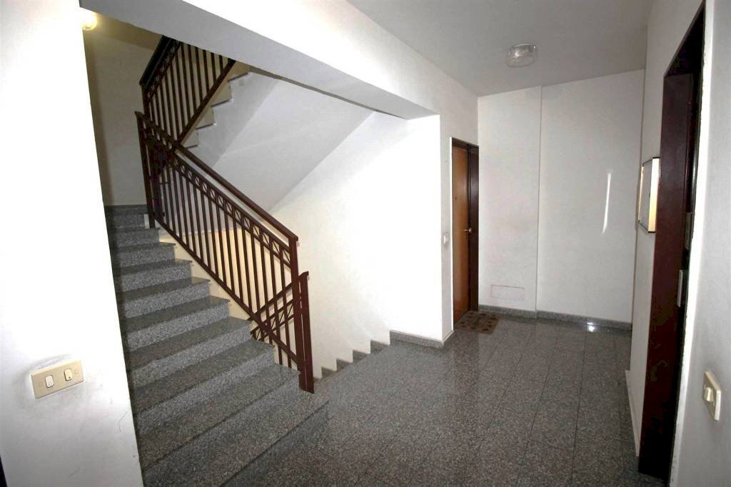 Androne Condominiale - Four-room apartment via Claudio Arezzo, Catania - photo 1