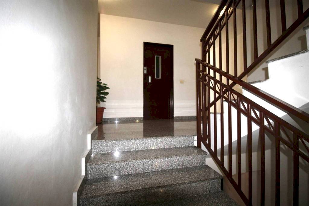 Androne Condominiale - Four-room apartment via Claudio Arezzo, Catania - photo 3