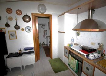 Cucina - Quadrilocale via Claudio Arezzo, Catania - foto 10