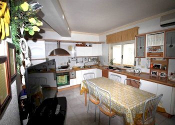 Cucina - Quadrilocale via Claudio Arezzo, Catania - foto 11