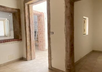 IMG_3948.jpg - Villa Via Spirito Santo 289, Reggio di Calabria - photo 9