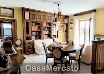 b3.jpg - Trilocale Viale San Bartolomeo, Grottaferrata - foto 4