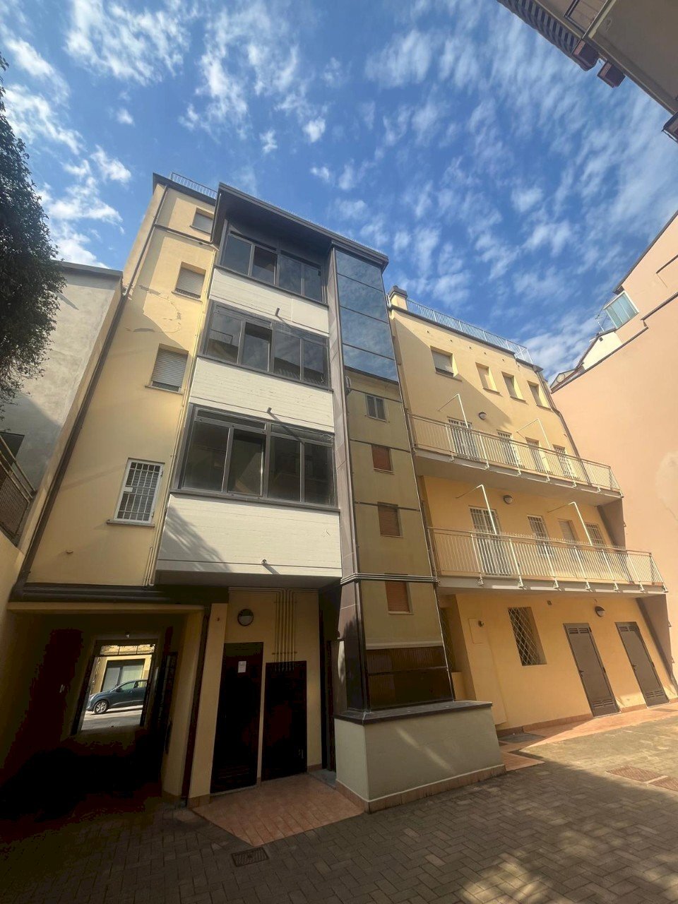 Apartment Reggio nell'Emilia - photo 1