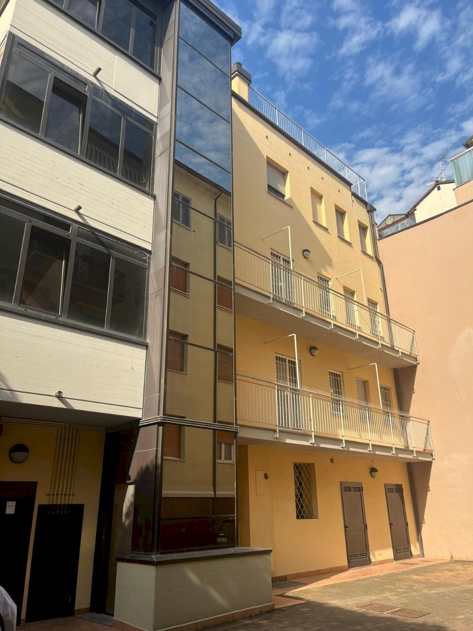 Apartment Reggio nell'Emilia - photo 2