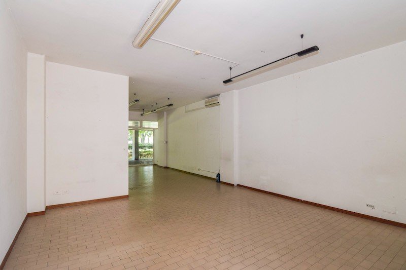 Shop Reggio nell'Emilia - photo 3