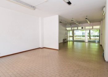 Shop Reggio nell'Emilia - photo 4