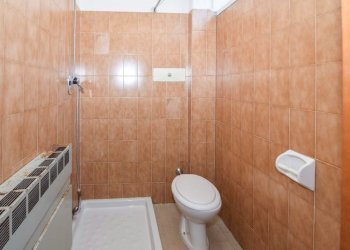 Shop Reggio nell'Emilia - photo 6