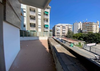 Appartamento Piazza Maestri dell'Artigianato, Savona (zona Centro) - foto 1